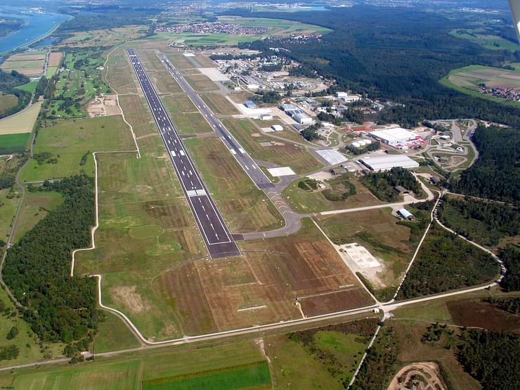 Flughafen Karlsruhe/Baden-Baden