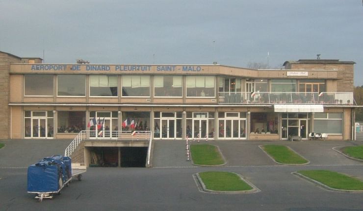 Aéroport de Dinard - Bretagne (Saint-Malo-Dinard-Pleurtuit)