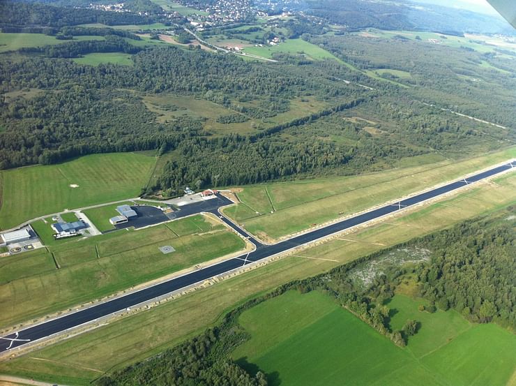 Aérodrome de Besançon - La Vèze