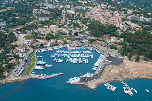 Ville et port de PROPRIANO