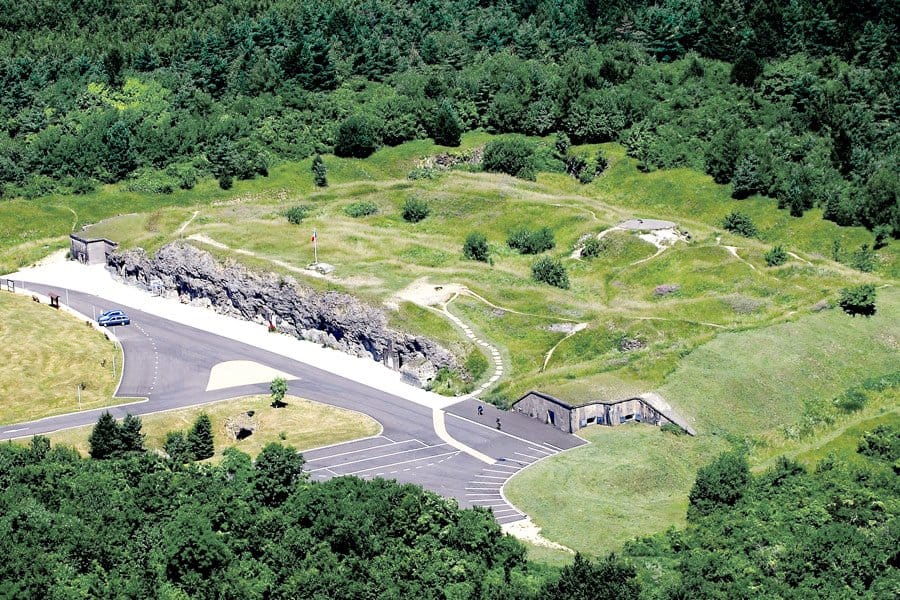 Survol de Verdun, des champs de bataille et du memorial