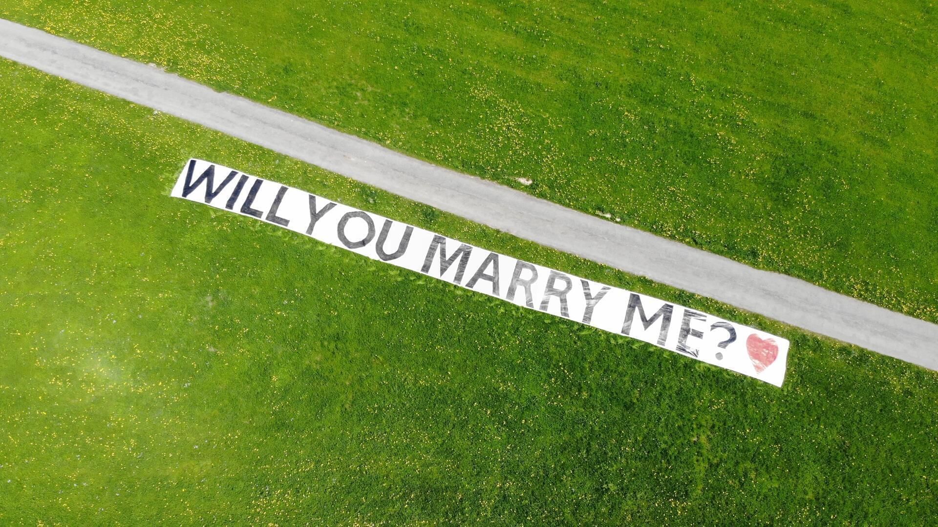 Aufgestellt auf dem Berg "Raten"