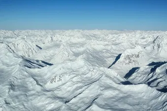 Exklusiver Rundflug über die Schweiz