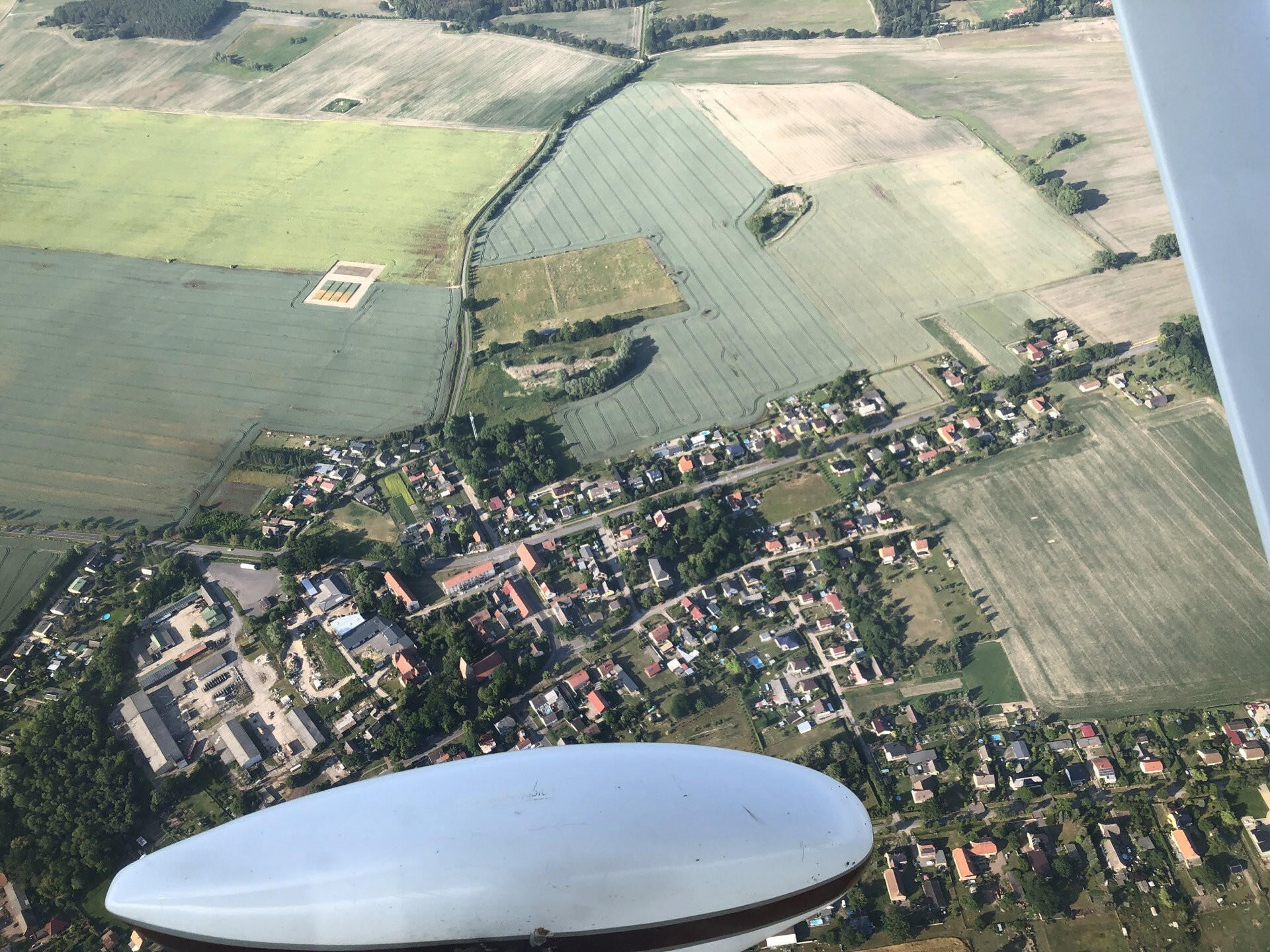 Kleiner Rundflug um die Bienenfarm