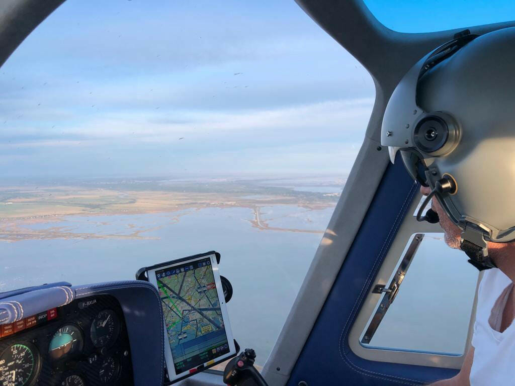 Cirque de Navacelles-Pic Saint Loup-Lac du Salagou en hélico