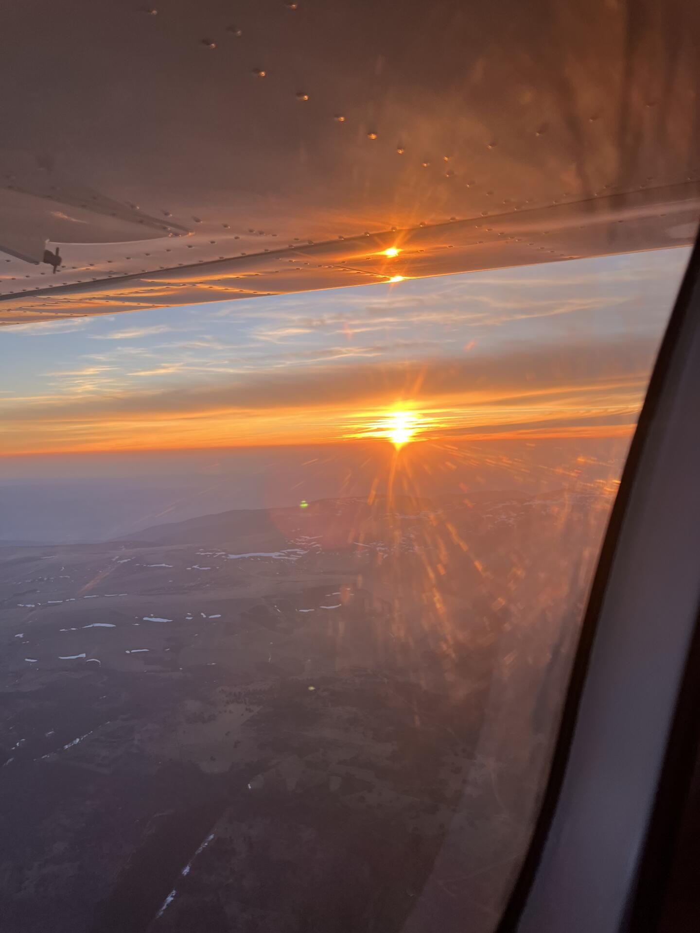 Vol au coucher du soleil dans la région Stephanoise