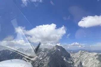 Berge und Seeenrundflug, Schönheit Österreichs