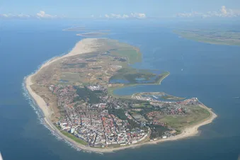 Roundtrip - London to Norderney (1-3 passengers)