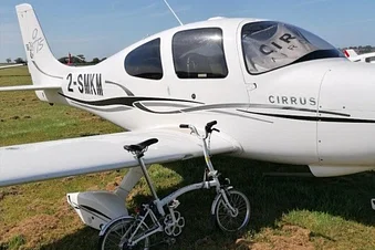 Jersey to Guernsey in Cirrus SR20 - return flight possible