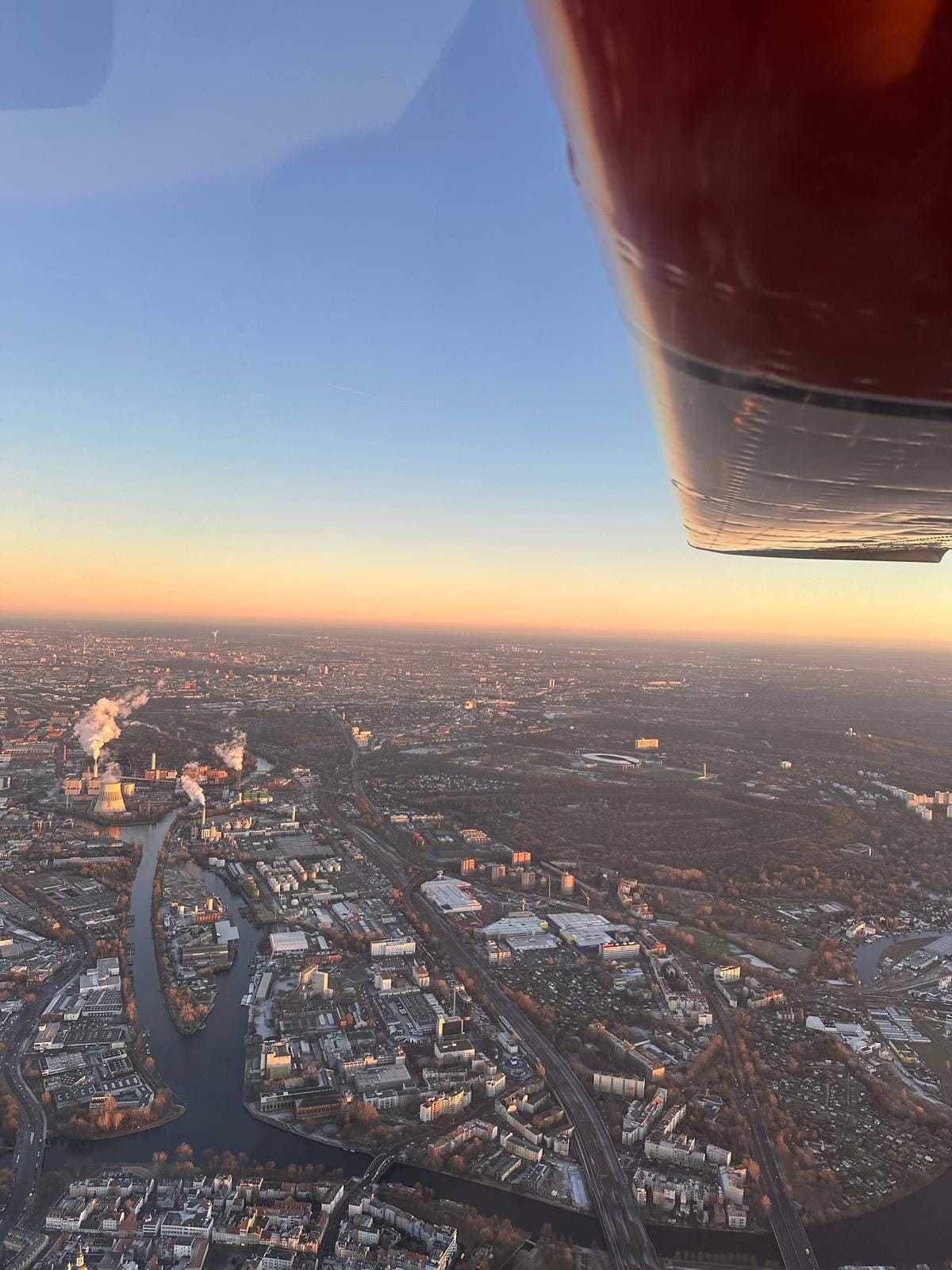 Berlin von oben erleben – Rundflug über die Hauptstadt
