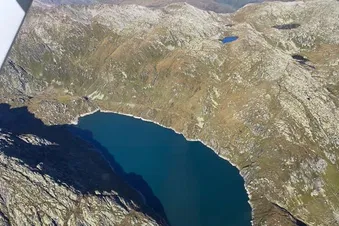 Scenic Flight Experience: Lakes and Mountains