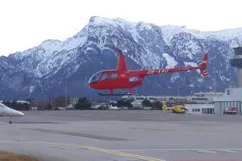 Eine Stunde lang: Hubschrauber selber steuern!