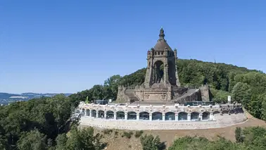 Rundflug - Kaiser-Wilhelm-Denkmal und Ravensberger-Hügelland