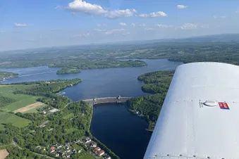 Rundflug über das Sauerland und den Möhnesee
