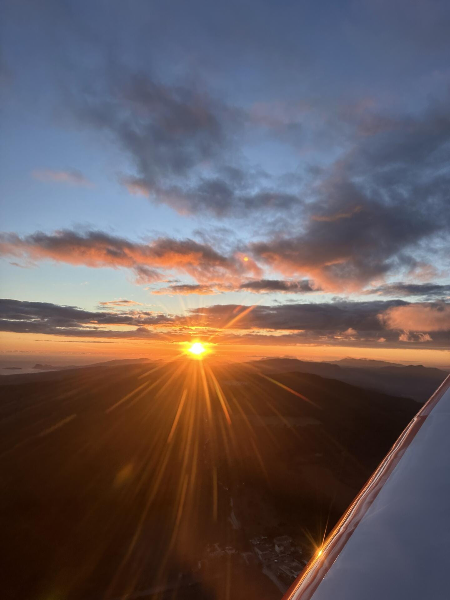 Coucher de soleil en vol