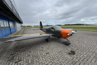 1 Stunde fliegen - Strecke nach Belieben