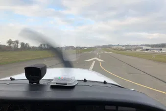 Lausanne und zurück - den Genfersee im Anflug