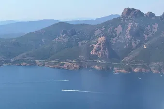 De Cannes à Saint-Tropez via le littoral