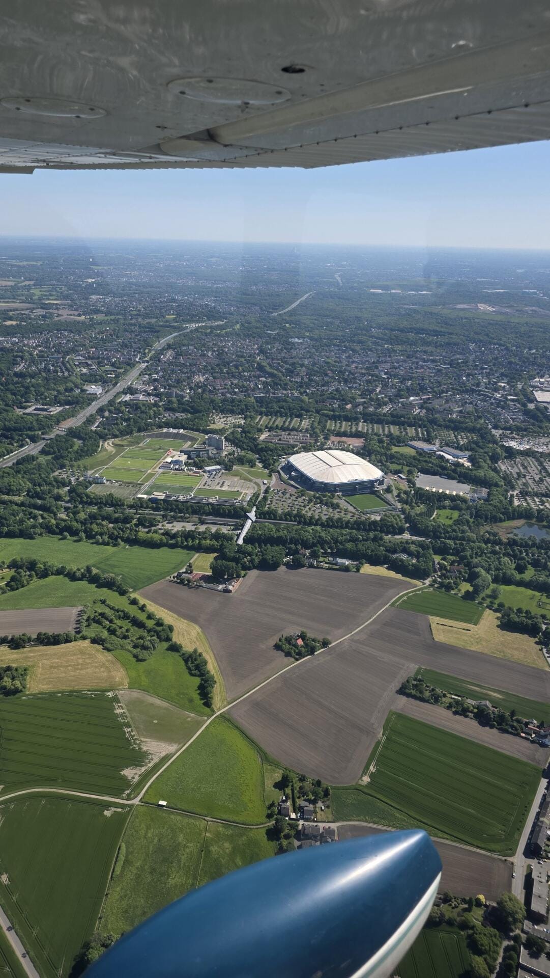 Rundflug über das Ruhrgebiet ab Essen-Mülheim