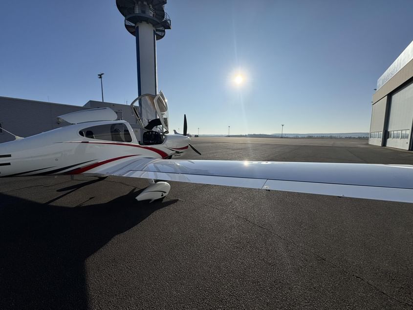 IFR-An- und Abflug Erlebnis von Saarbrücken