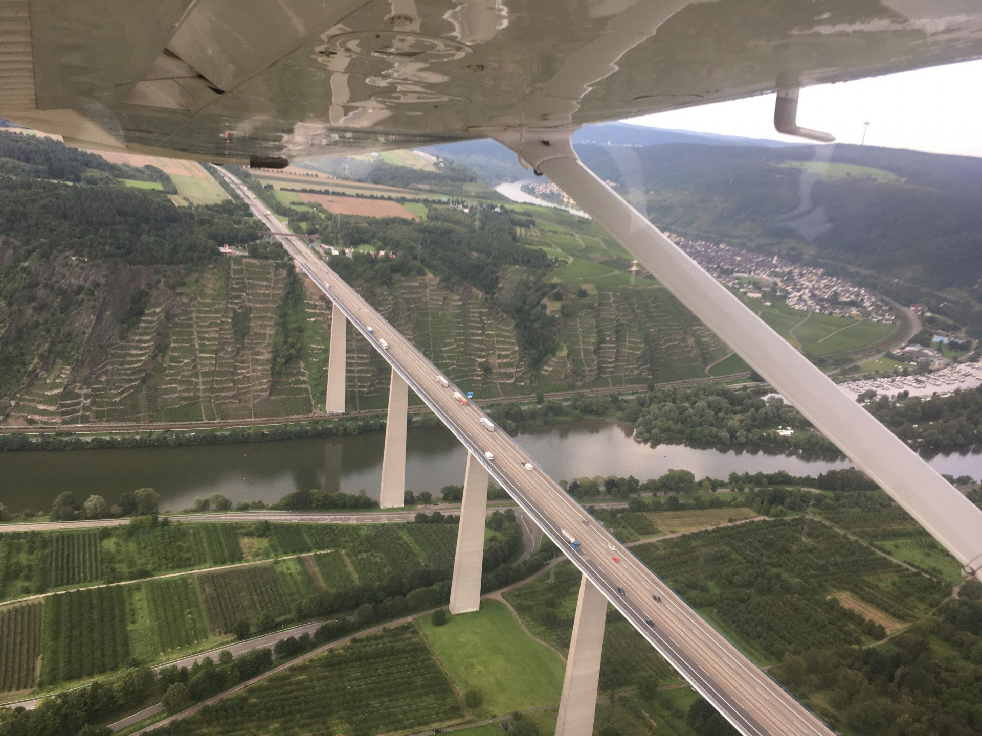 Rhein/Mosel Rundflug über Koblenz, Nürburgring zur Hocheifel