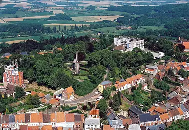 Promenade aérienne autour des monts de Flandre