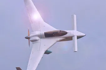 Join me on a sightseeing flight!