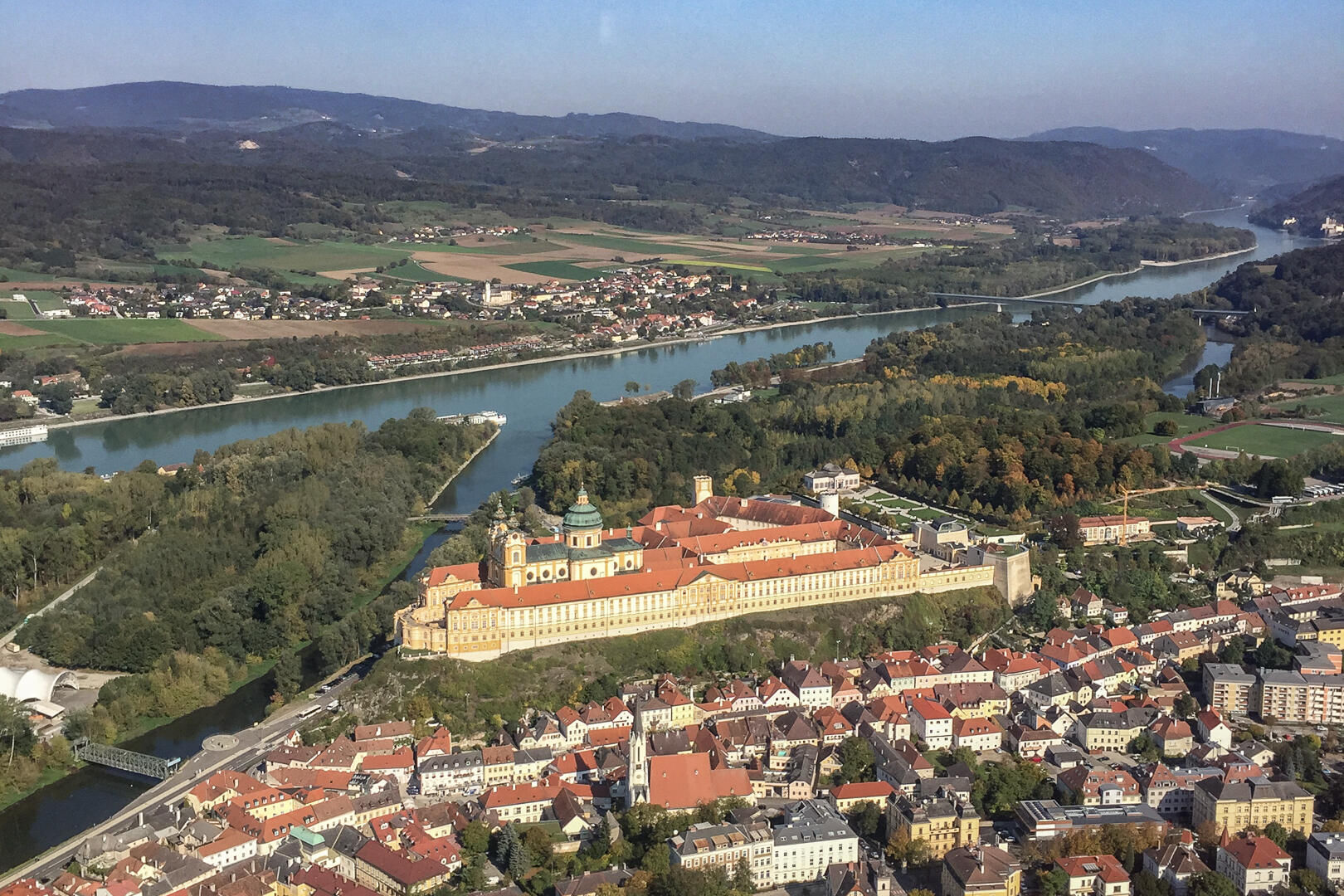 Wachautour im Helikopter (2-3 Personen)
