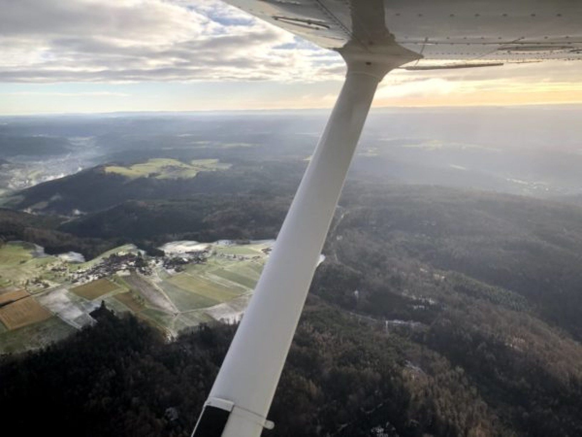 Pilot für einen Tag! – Unvergessliches Rundflugerlebnis