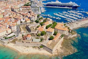 🔥 Corse en avion privé – (séjour min. 2 jours)