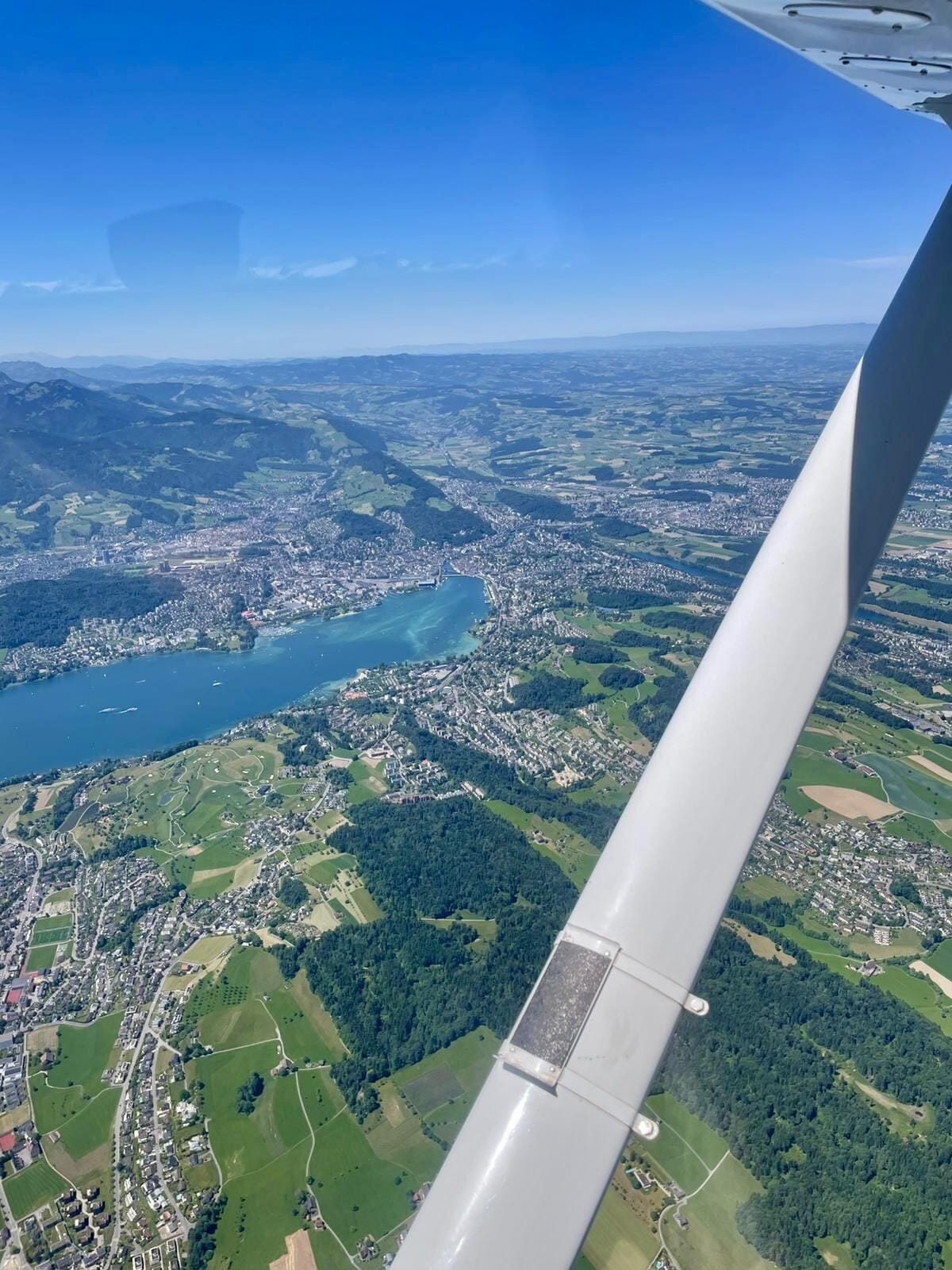 can you spot the world famous "Kapellbrücke?"