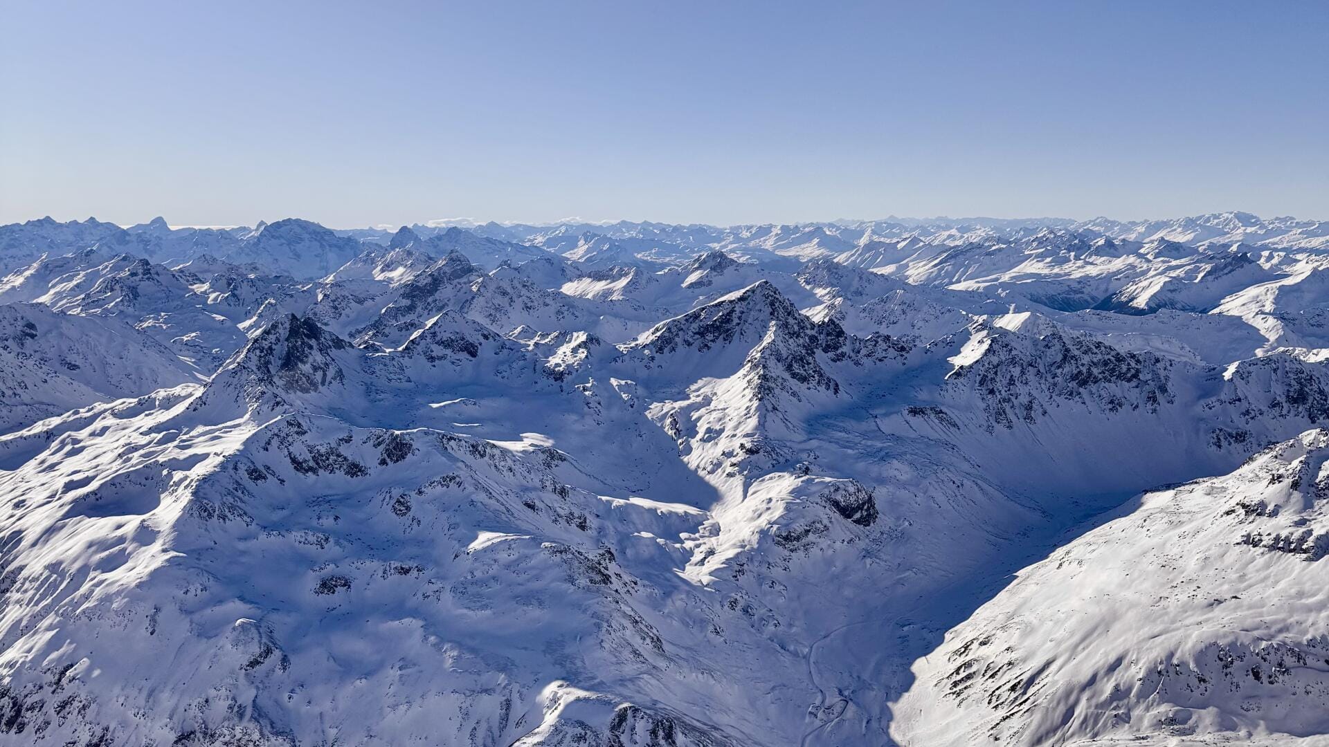 Traumhafter Alpenrundflug nach St. Moritz ✨🏔️