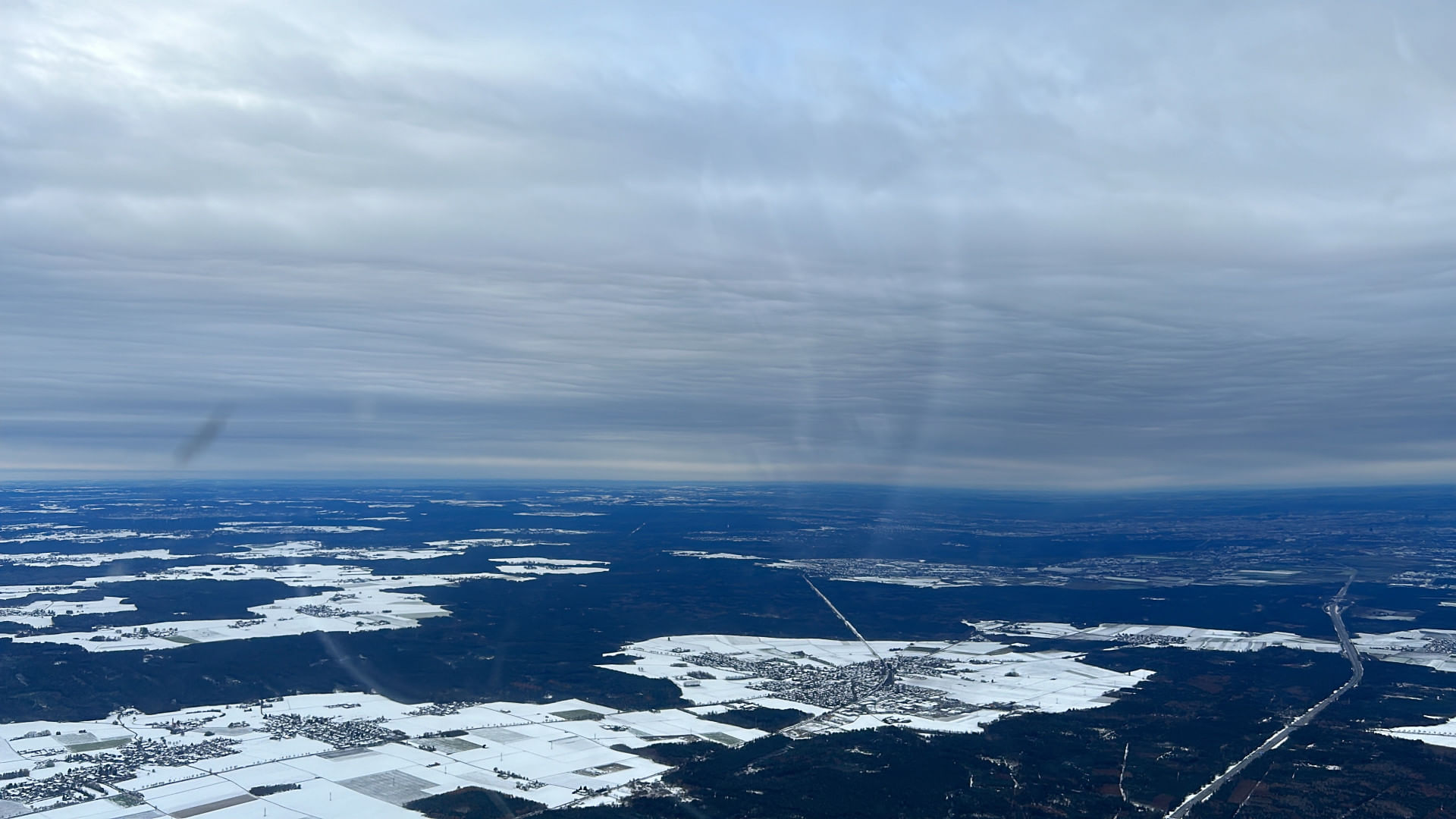 Zum Chiemsee entlang der Alpen