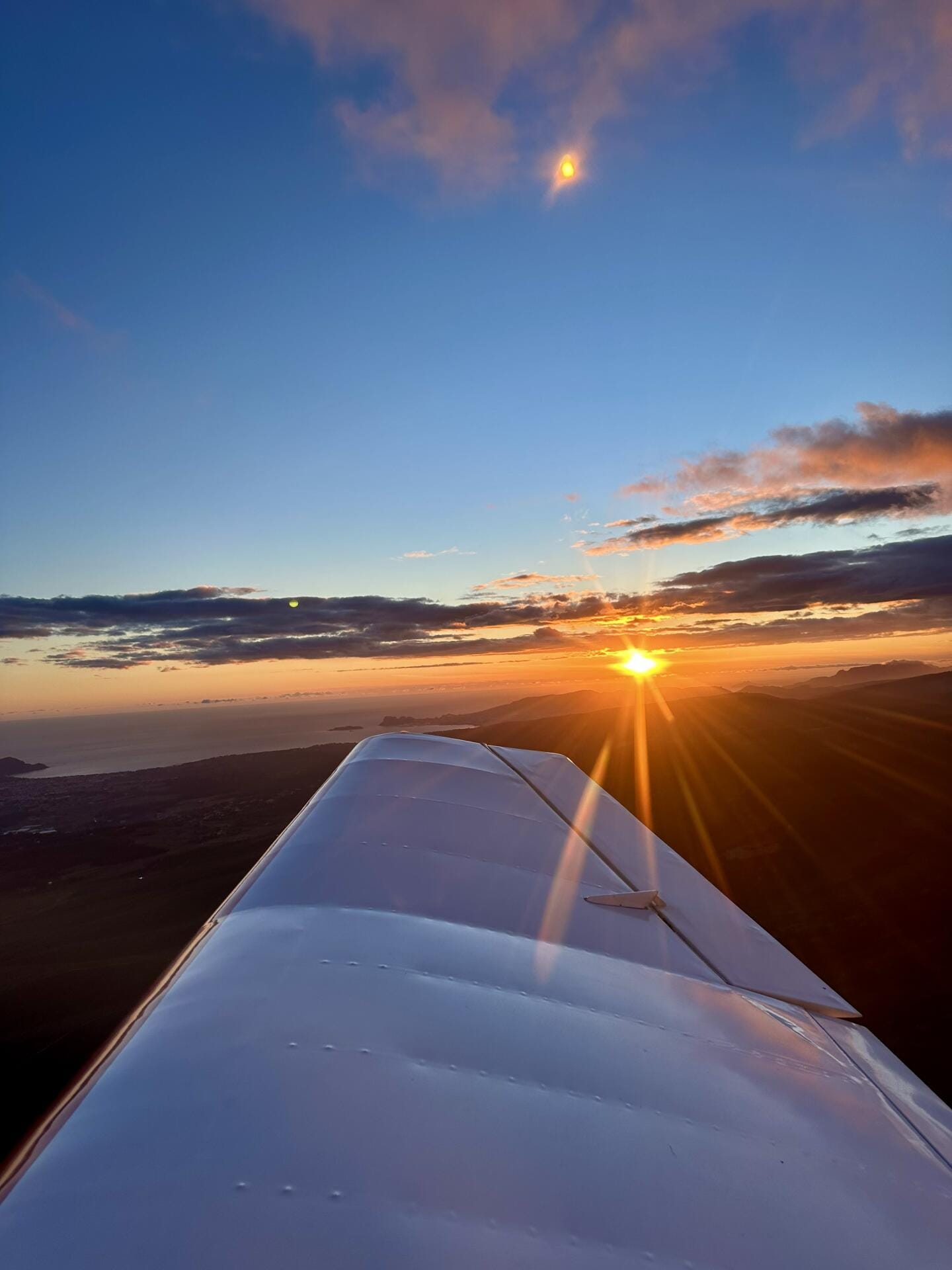 Coucher de soleil en vol