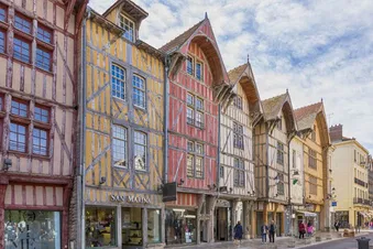 Troyes
