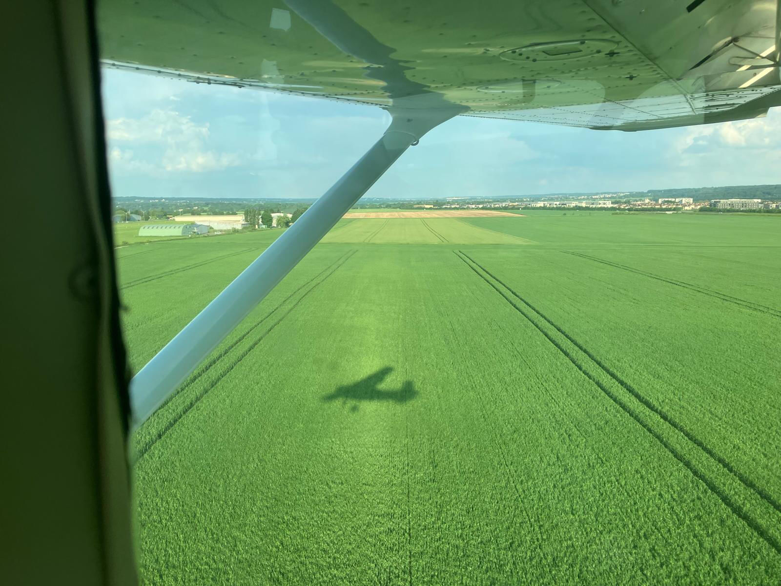 Survolez le château de Versailles