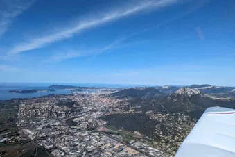 Vue panoramique du Mont Coudon, de La Garde, La-Valette-du-Var Rade de Toulon Mont Faron