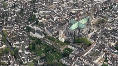 Cap sur Chartres et sa  majestueuse cathédrale