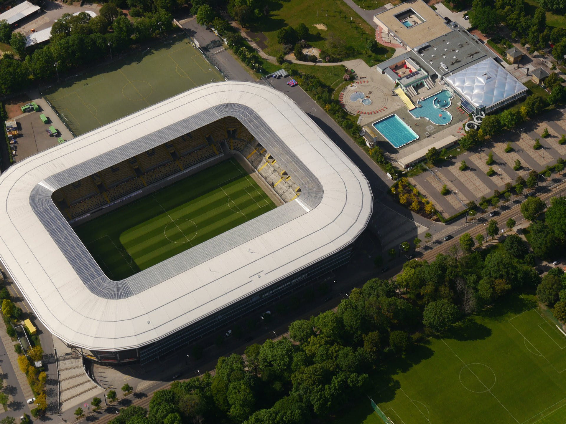 Dresden - Sächsiche Schweiz - Moritzburg -  Rundflug