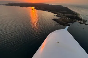 Coucher de soleil sur l’Île d’Yeu en avion🌅