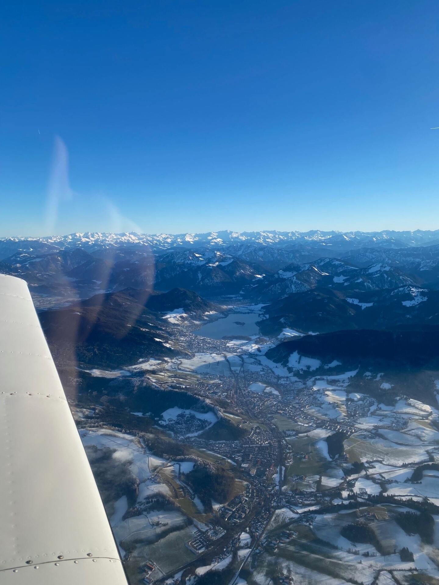 Rundflug über die Seen Oberbayerns bis zur Zuspitze
