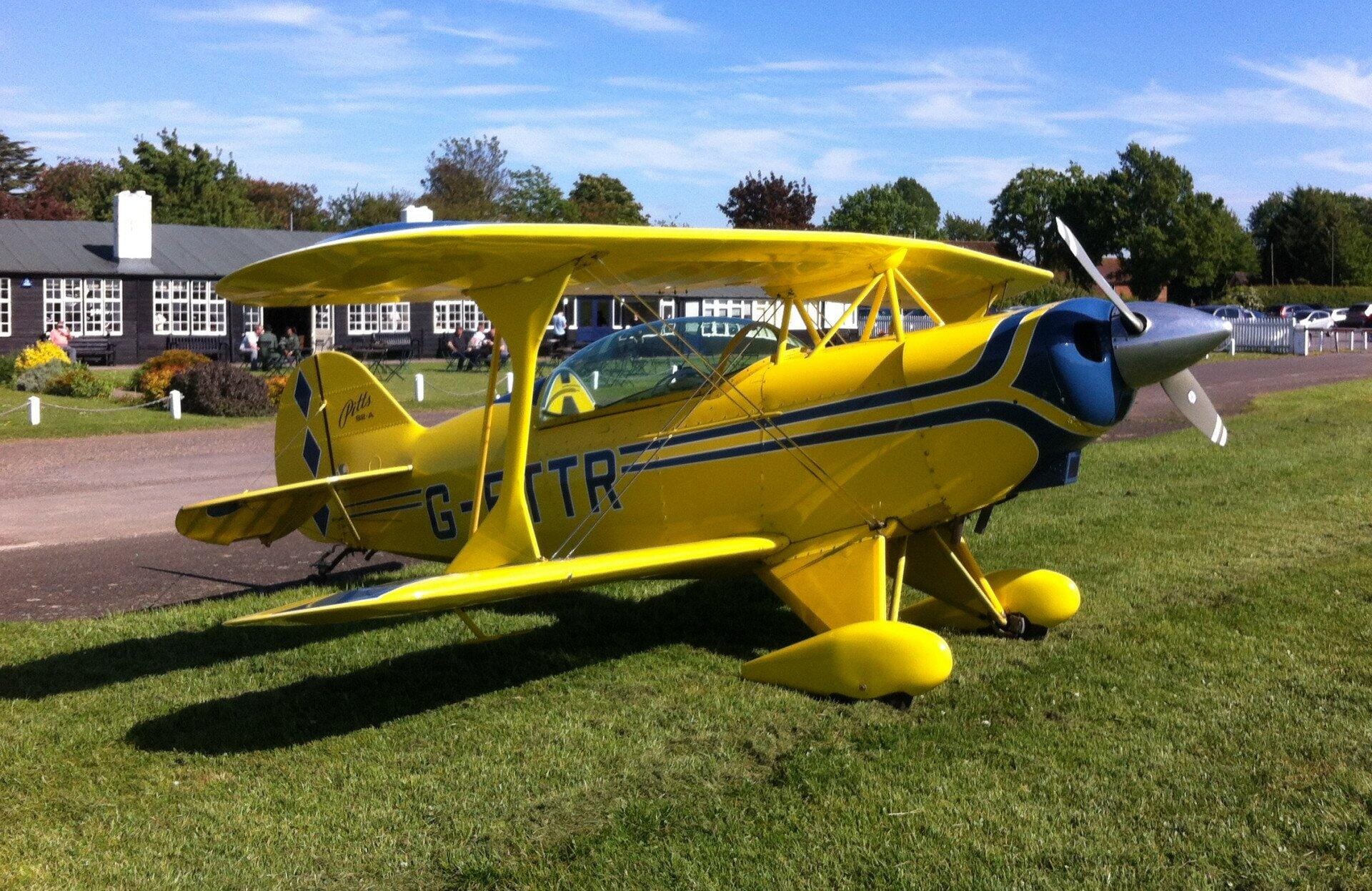 Pitts S2A aerobatics flight 30 mins plus brief, near London.