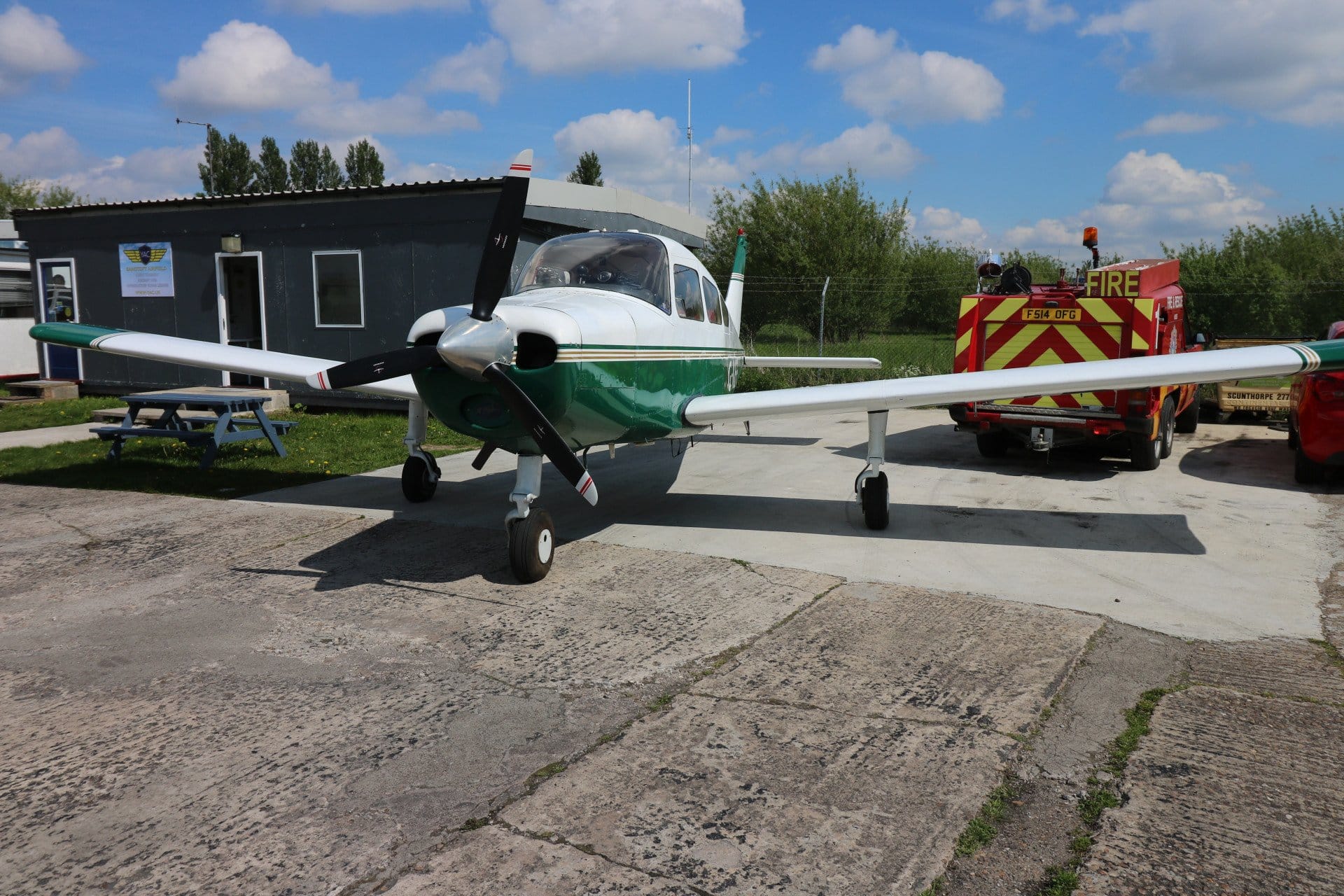Beechcraft Musketeer 24