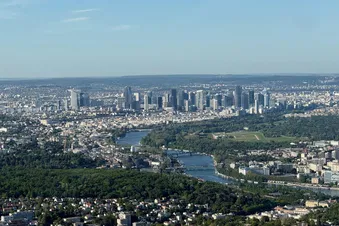 Paris et Versailles vus du ciel — un souvenir pour la vie