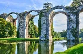 Balade aérienne : les flèches de la cathédrale de Chartres