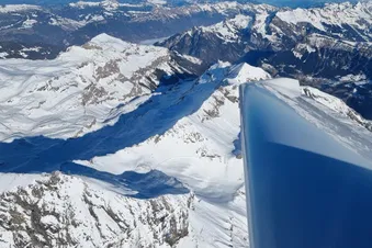 Rundflug ab Basel zum Eiger, Mönch und Jungfraujoch