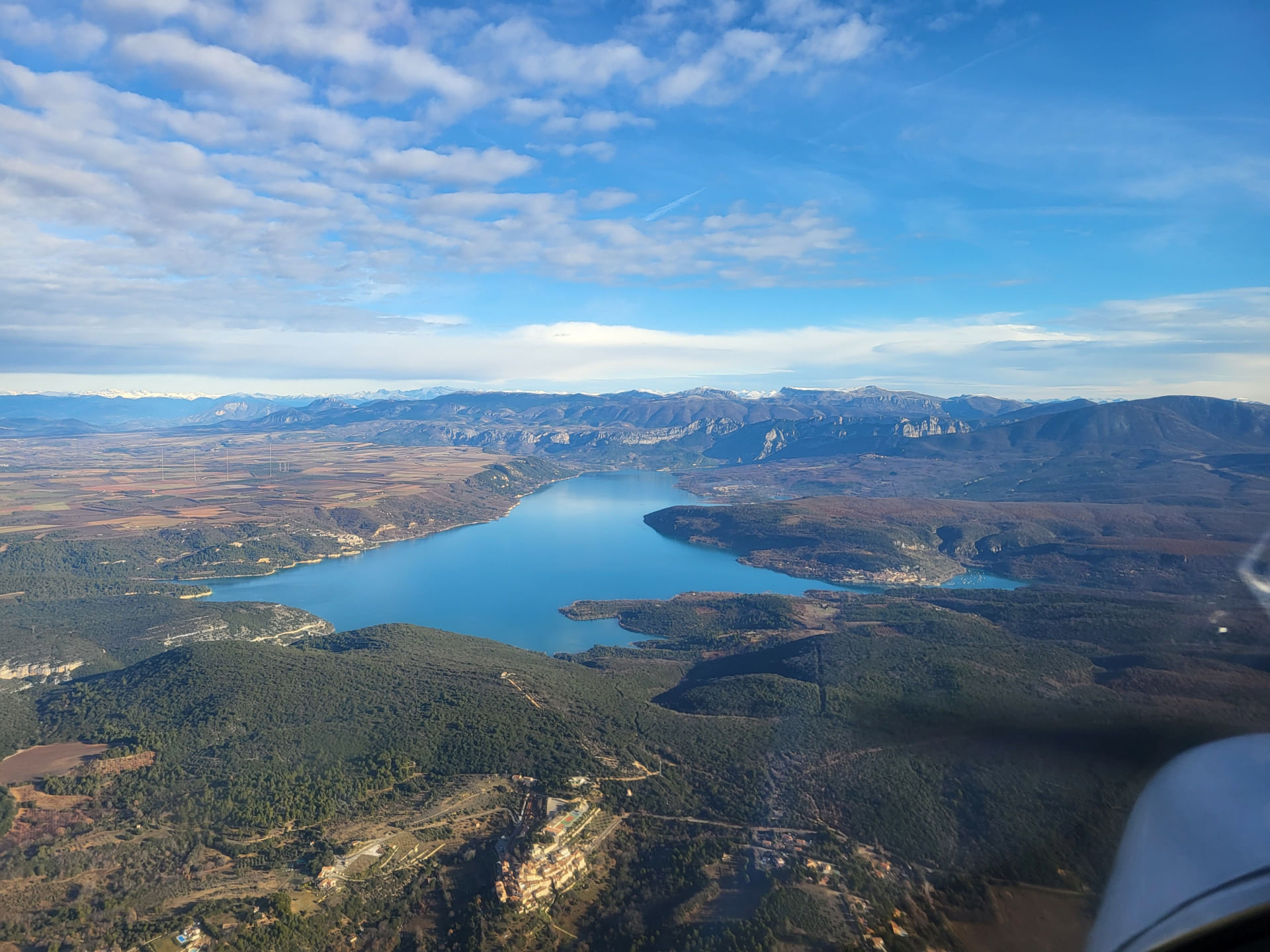 Balade aérienne jusqu'au lac de Sainte Croix