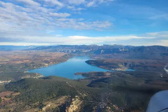 Balade aérienne jusqu'au lac de Sainte Croix