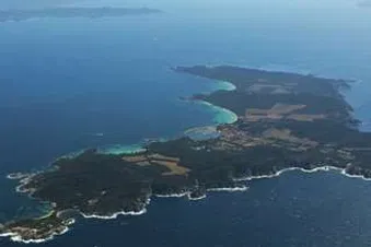 Saint Tropez , les iles d'Or, la rade de Toulon, Le Castelet