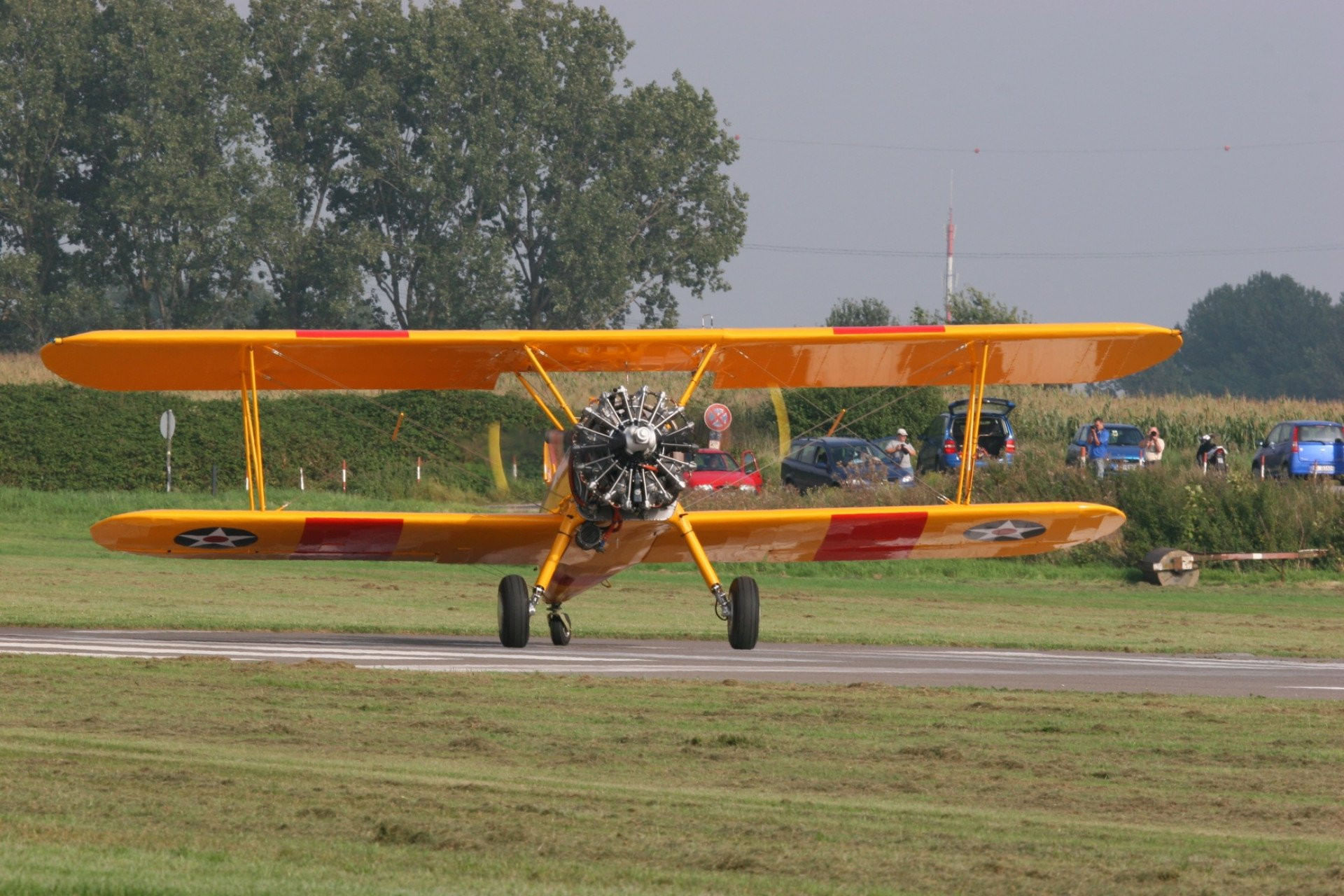 Großer Doppeldecker Rundflug in einer 450HP Boeing Stearman (1h)